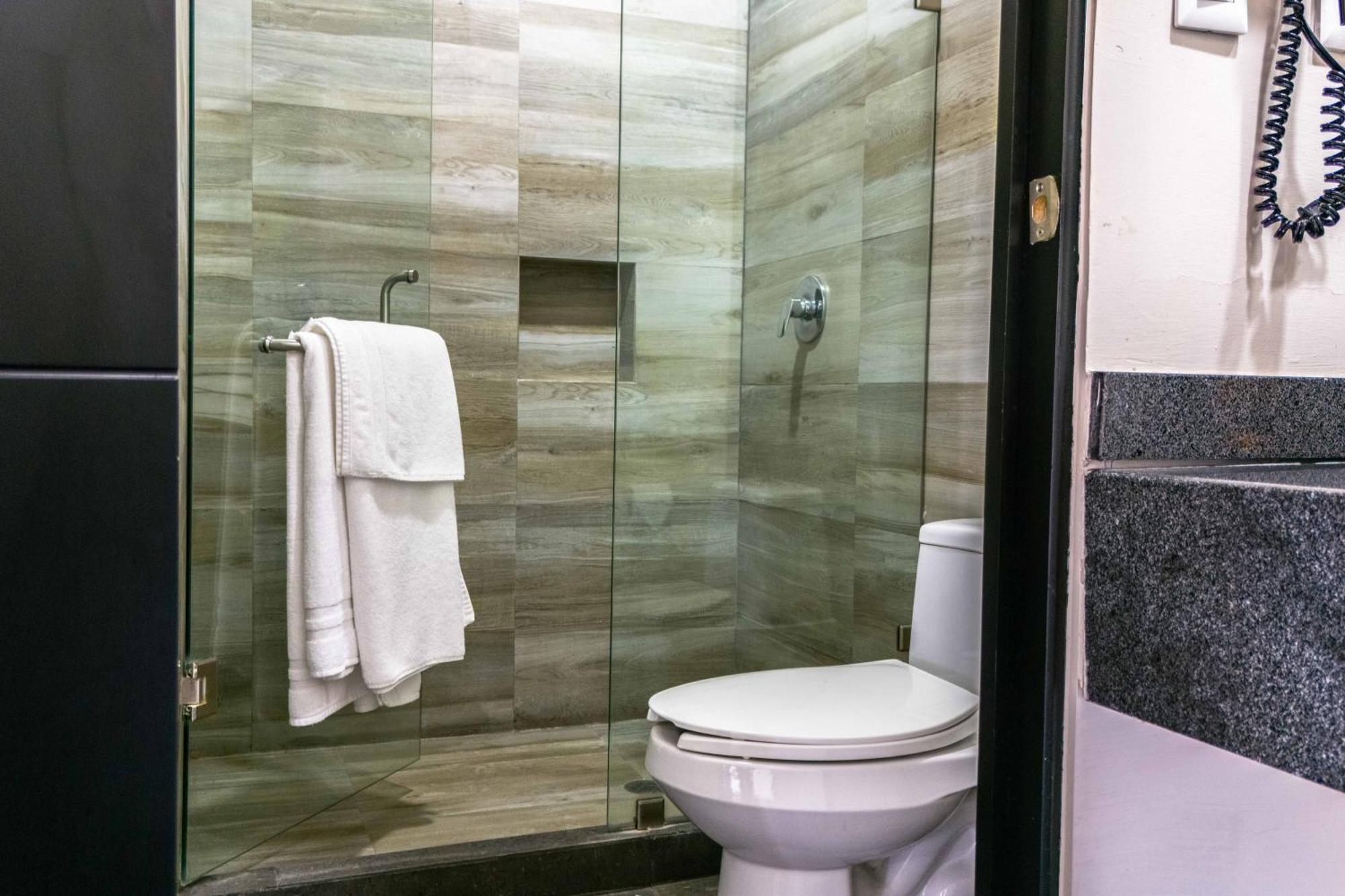 Homesuites Malecon 쿨리아칸 외부 사진